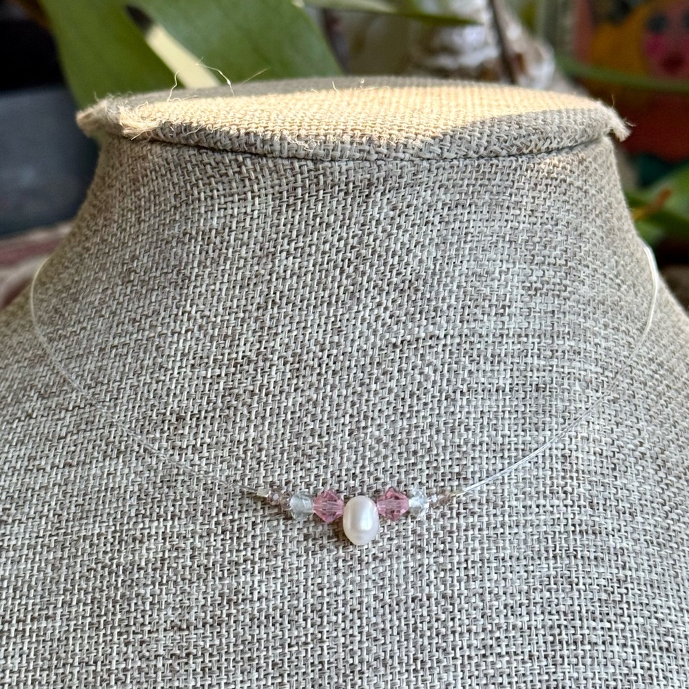 Dainty illusion choker